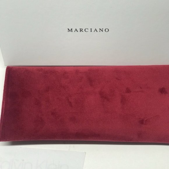 New Marciano by Guess Eyeglass case burgundy - Picture 3 of 4
